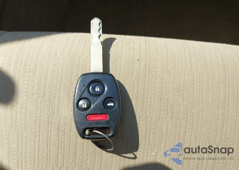 2012 Honda Accord 2.4 Lx z USA, uszkodzony, nr VIN 1HGCP2F32CA054695